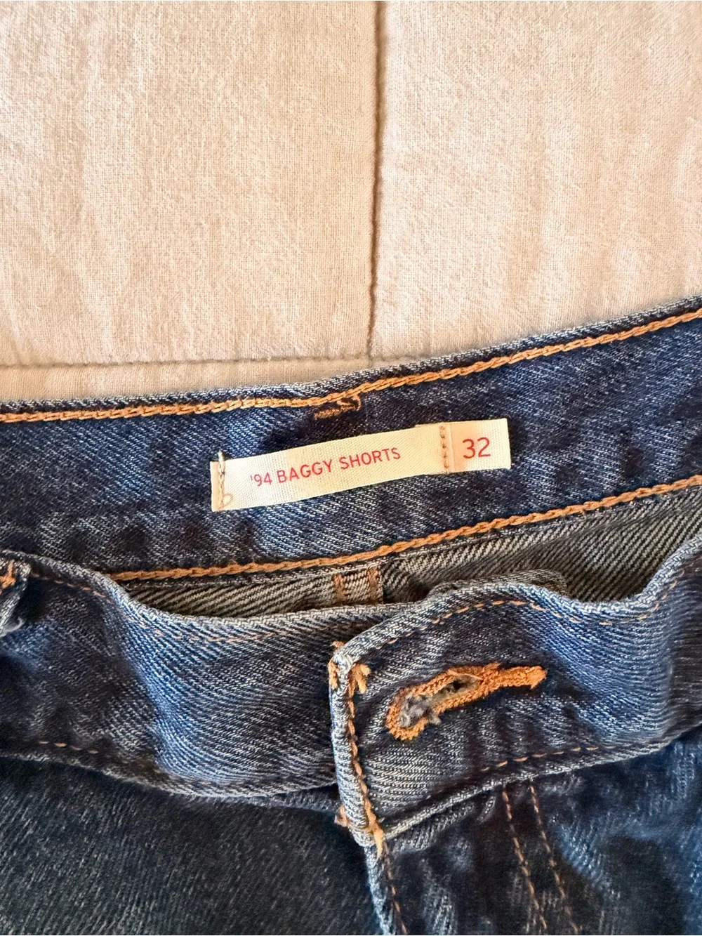 Levi’s Women’s 94 Baggy Shorts